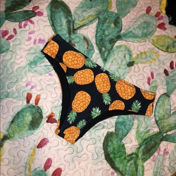 pineapple swim bottoms - Picture 1 of 1